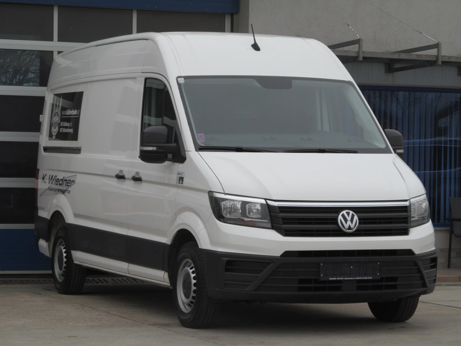 VW Crafter 2.0TDI/ОРИГИНАЛНА БОЯ/БЕЗ ТОЧКА РЪЖДА - изображение 2