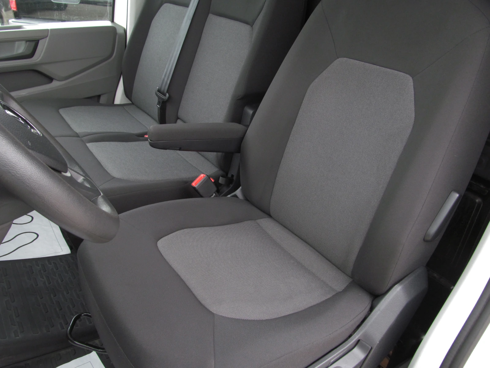 VW Crafter 2.0TDI/ОРИГИНАЛНА БОЯ/БЕЗ ТОЧКА РЪЖДА - изображение 8