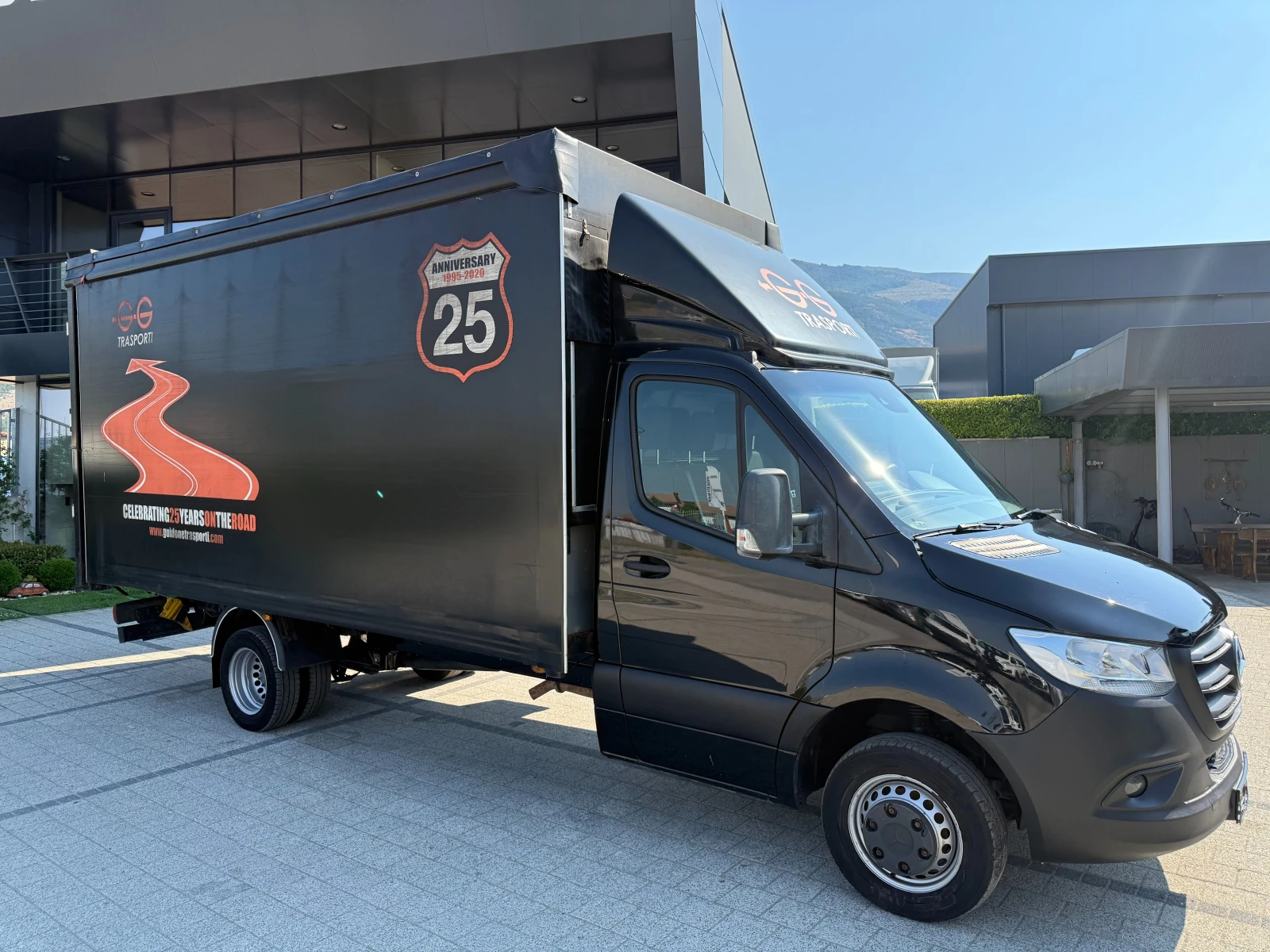 Mercedes-Benz Sprinter 516CDI до 3.5т. 4.84м. 3-щори Клима Euro 6  - изображение 2