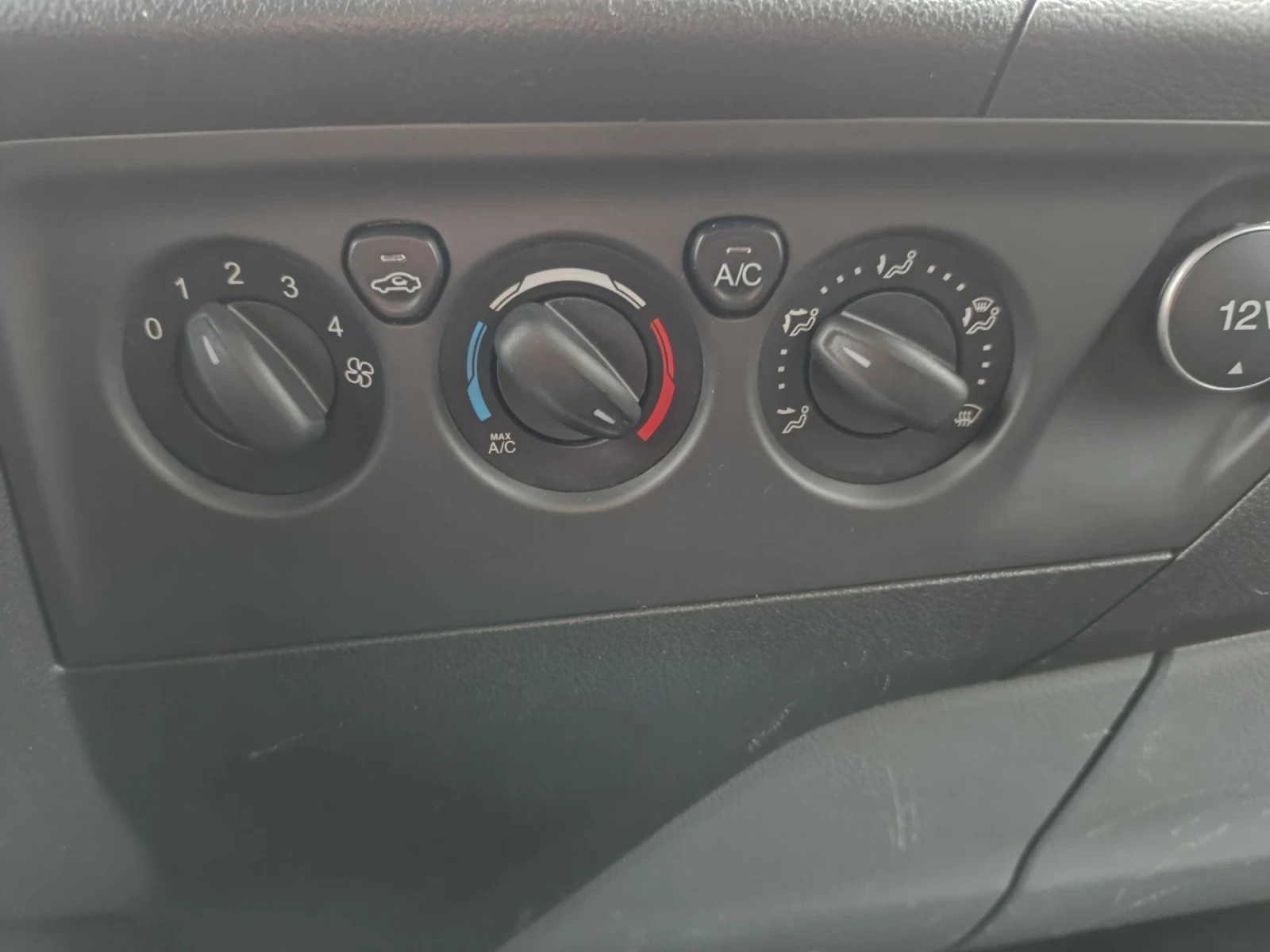 Ford Transit Custom 2.2tdci MAXXI LANG - изображение 8