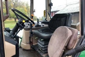 Трактор John Deere 6110 SE, снимка 11