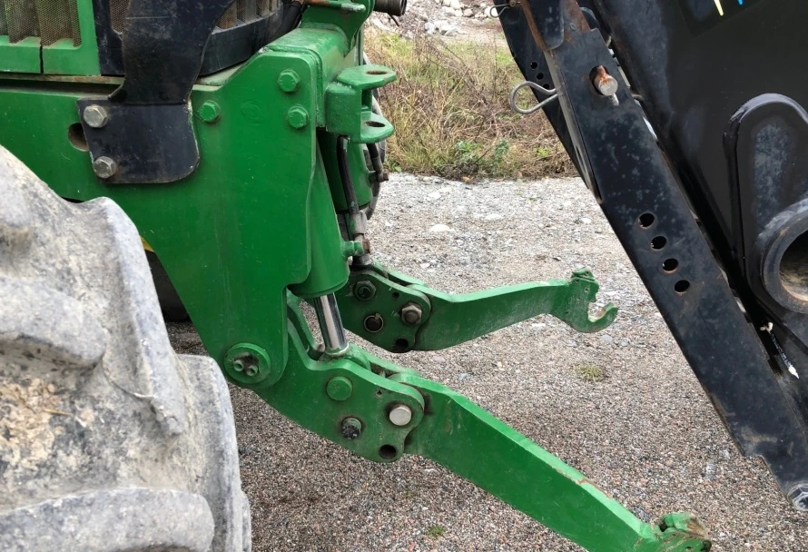 Трактор John Deere 6110 SE, снимка 9 - Селскостопанска техника - 56304550