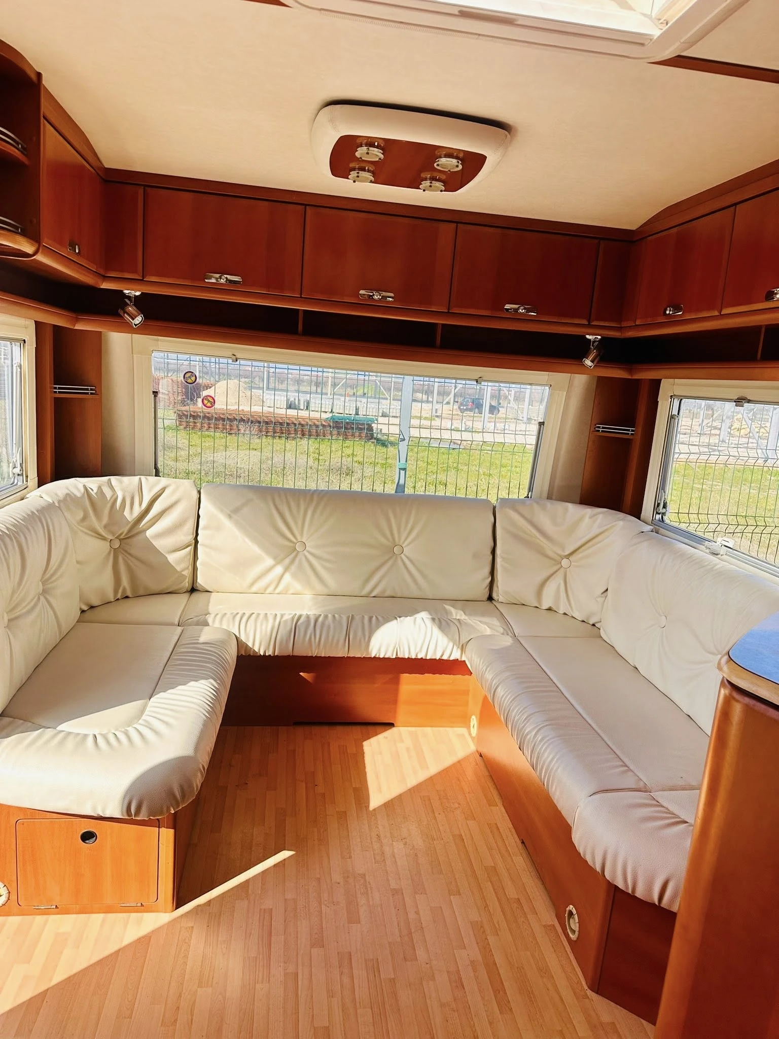 �������� Tabbert Puccini | Mobile.bg � ����������� 7