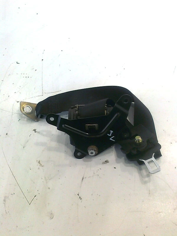 колан предпазен заден ляв за Мерцедес Е270 цди W210 