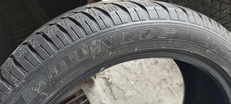 Гуми Зимни 255/45R20, снимка 4 - Гуми и джанти - 30924428