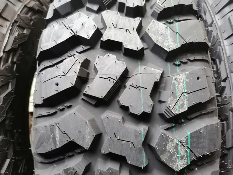 Гуми Всесезонни 245/75R16, снимка 6 - Гуми и джанти - 34239583