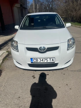 Toyota Auris 1.8, снимка 1