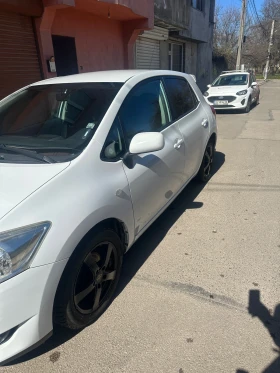 Toyota Auris 1.8, снимка 4