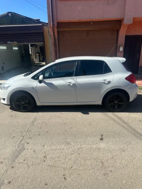 Toyota Auris 1.8 | Auto.bg — изображение 3