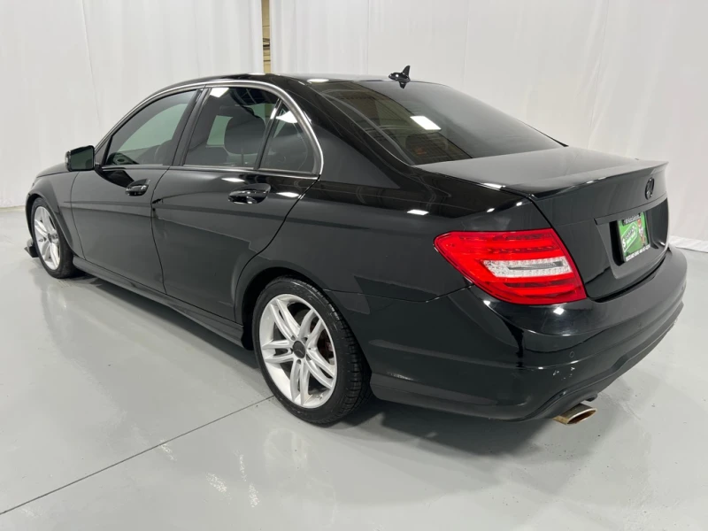 Mercedes-Benz C 300 4MATIC * М. ТОЧКА * HARMAN * ПОДГРЕВ * , снимка 5 - Автомобили и джипове - 48628832