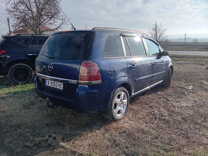 Opel Zafira, снимка 5 - Автомобили и джипове - 48628969