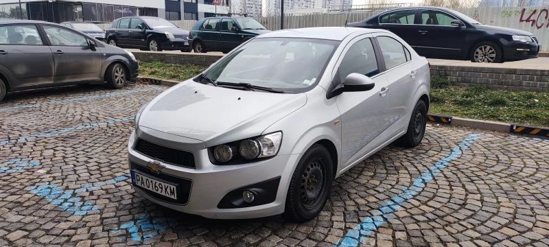 Chevrolet Aveo, снимка 9 - Автомобили и джипове - 49462610