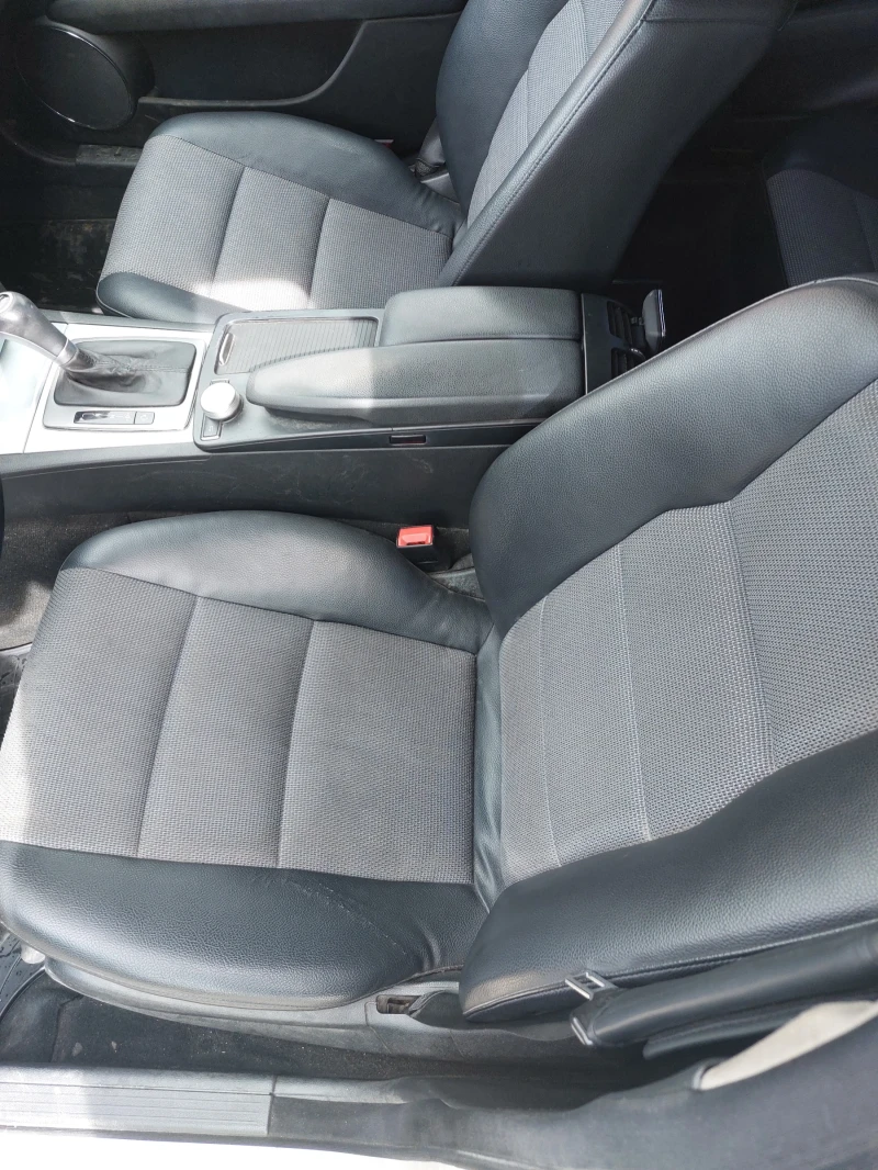 Mercedes-Benz C 220, снимка 11 - Автомобили и джипове - 52390708