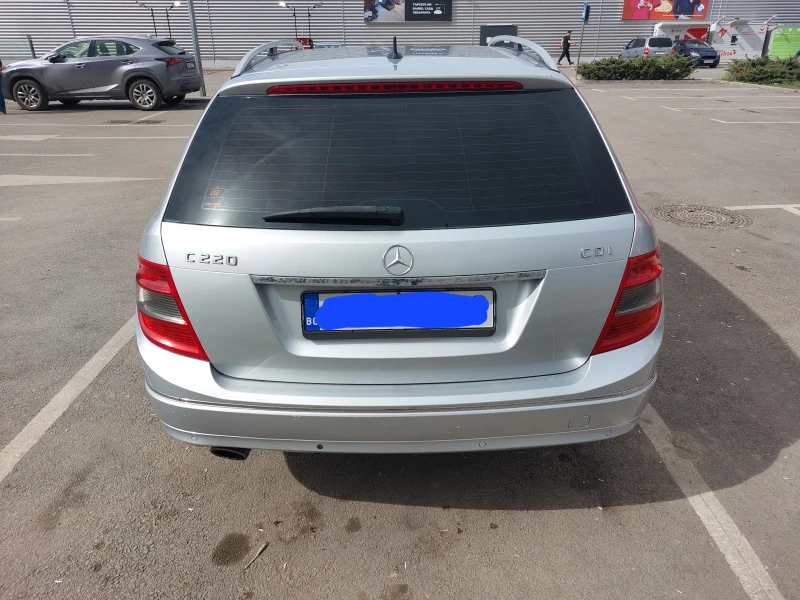 Mercedes-Benz C 220, снимка 5 - Автомобили и джипове - 52390708