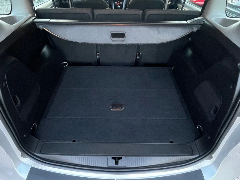 Opel Zafira 2.0 AВТОМАТ, снимка 6 - Автомобили и джипове - 52717531