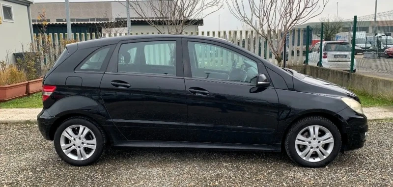 Mercedes-Benz 180 NGT Standard Метан/Бензин , снимка 4 - Автомобили и джипове - 52811088