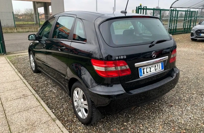 Mercedes-Benz 180 NGT Standard Метан/Бензин , снимка 5 - Автомобили и джипове - 52811088