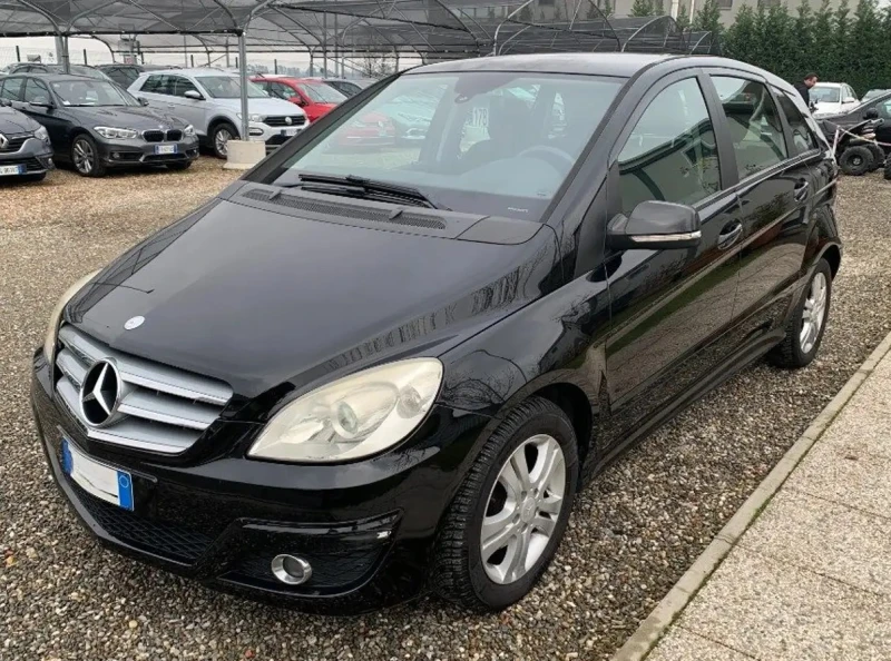 Mercedes-Benz 180 NGT Standard Метан/Бензин , снимка 1 - Автомобили и джипове - 52811088