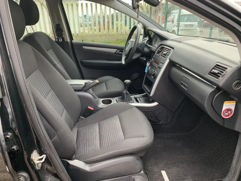 Mercedes-Benz 180 NGT Standard Метан/Бензин , снимка 7 - Автомобили и джипове - 52811088