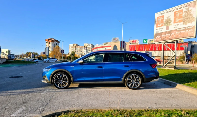 Skoda Octavia Scout* 4x4* HeadUp* Camera* Panorama* Matrix, снимка 3 - Автомобили и джипове - 52883262