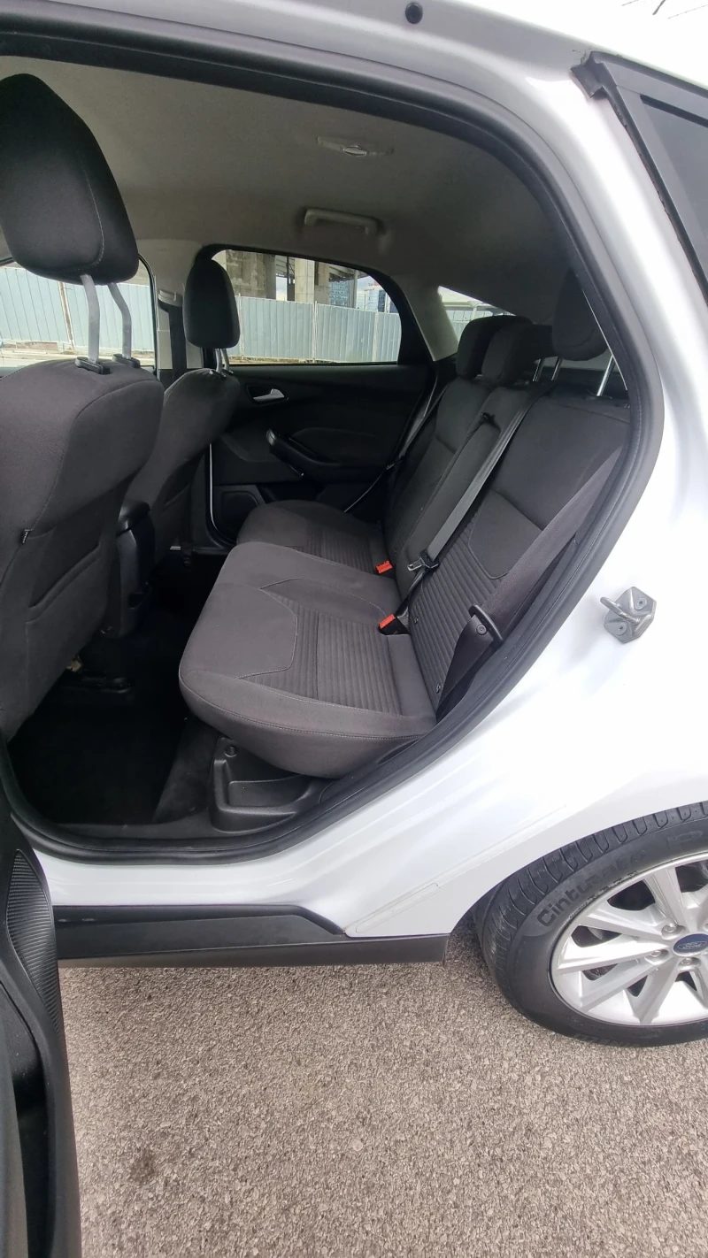 Ford Focus 1.5TDCI TITANIUM X Euro 6b, снимка 11 - Автомобили и джипове - 52978662