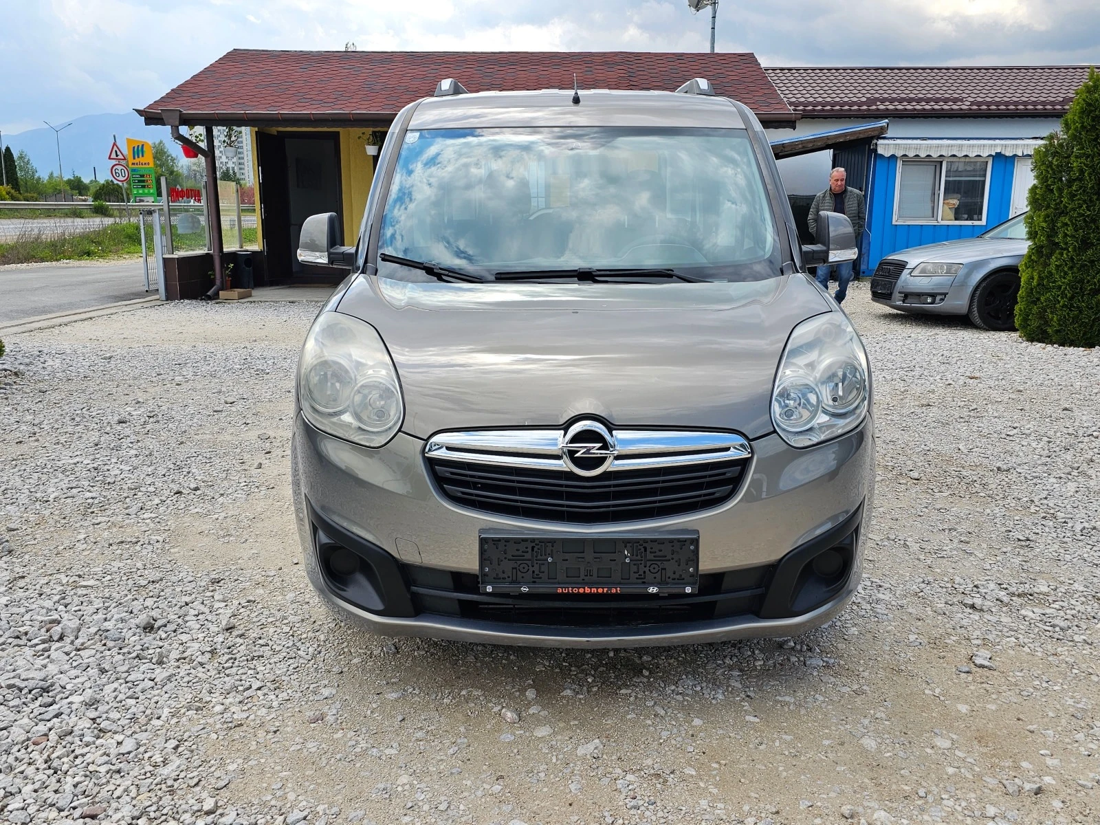 Opel Combo 1.6 ECO FLEX 105кс EURO 5b - изображение 8