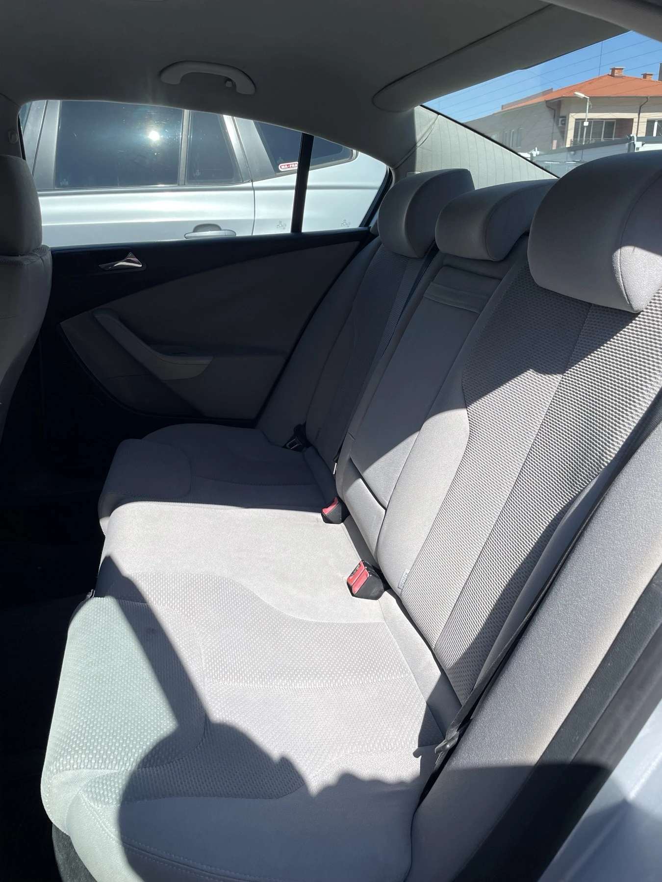VW Passat B6 1.6FSI - изображение 9
