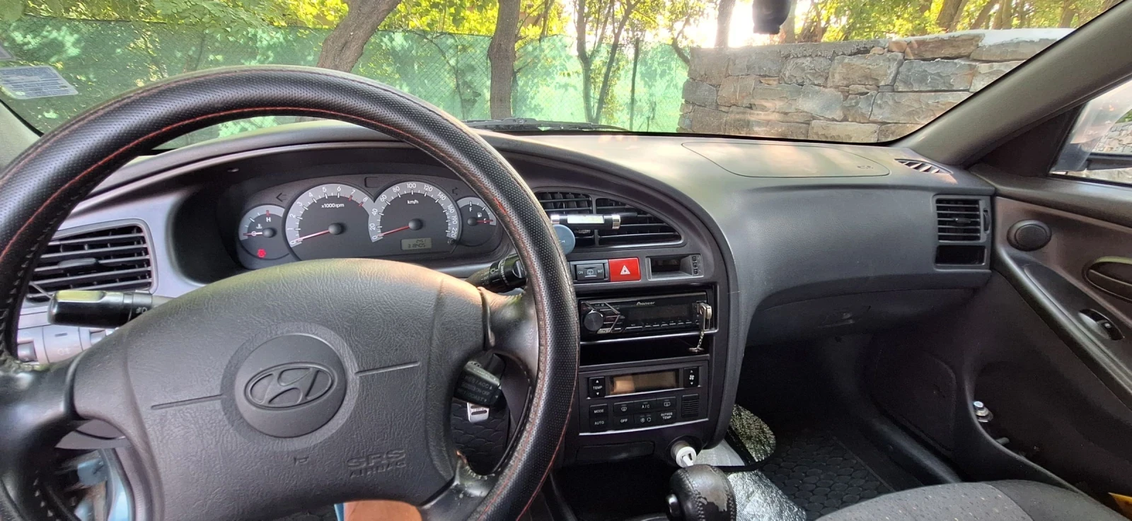 Hyundai Elantra 2.0 automatic - изображение 7