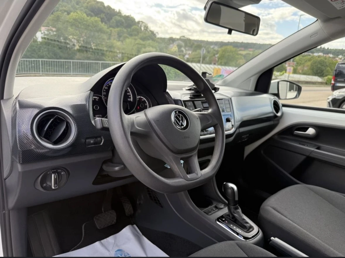 VW Up Electric* 36kw* CCS* Led* Подгрев* Germany - изображение 9