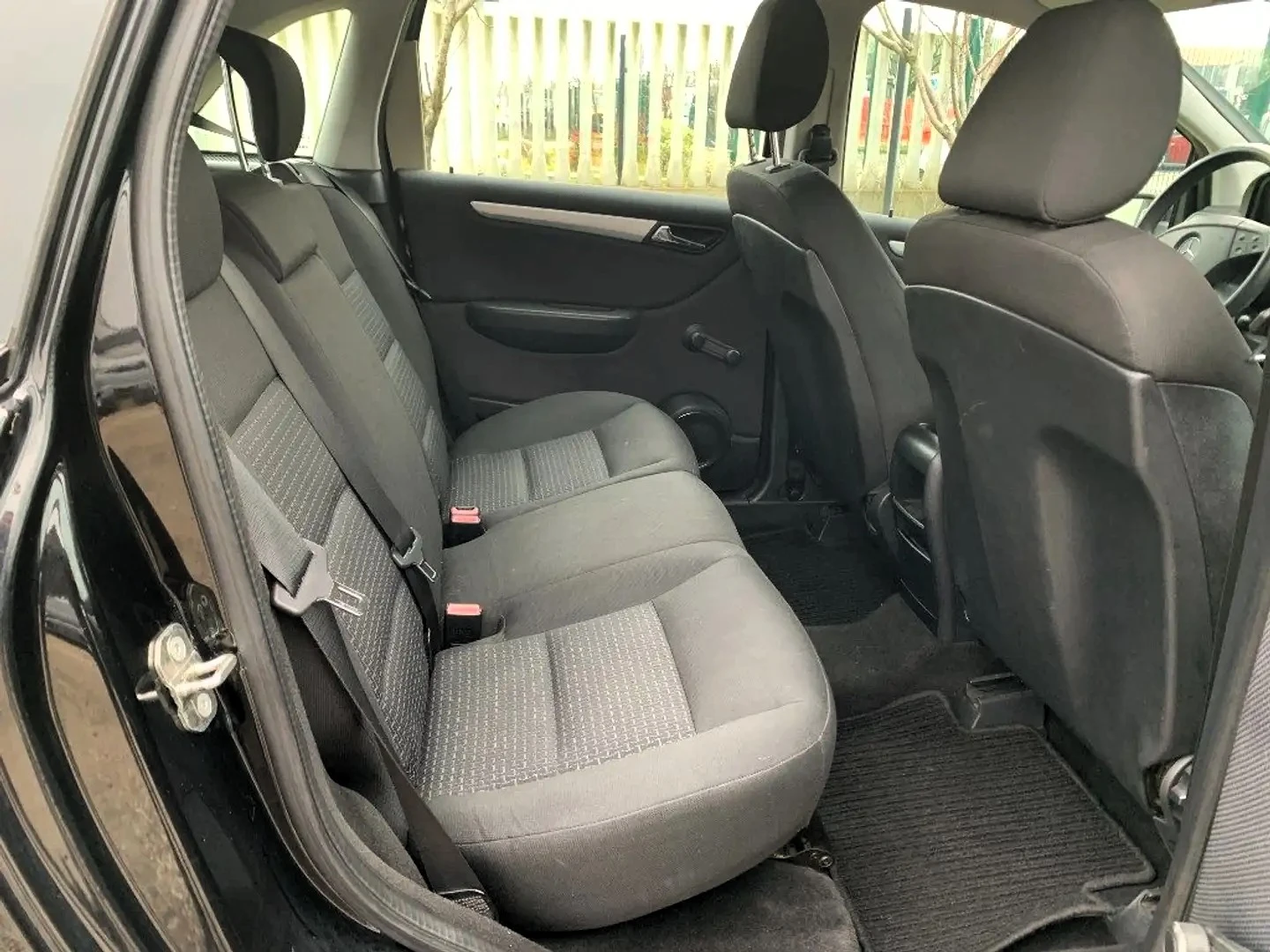 Mercedes-Benz 180 NGT Standard �����/������  | Mobile.bg � ����������� 9