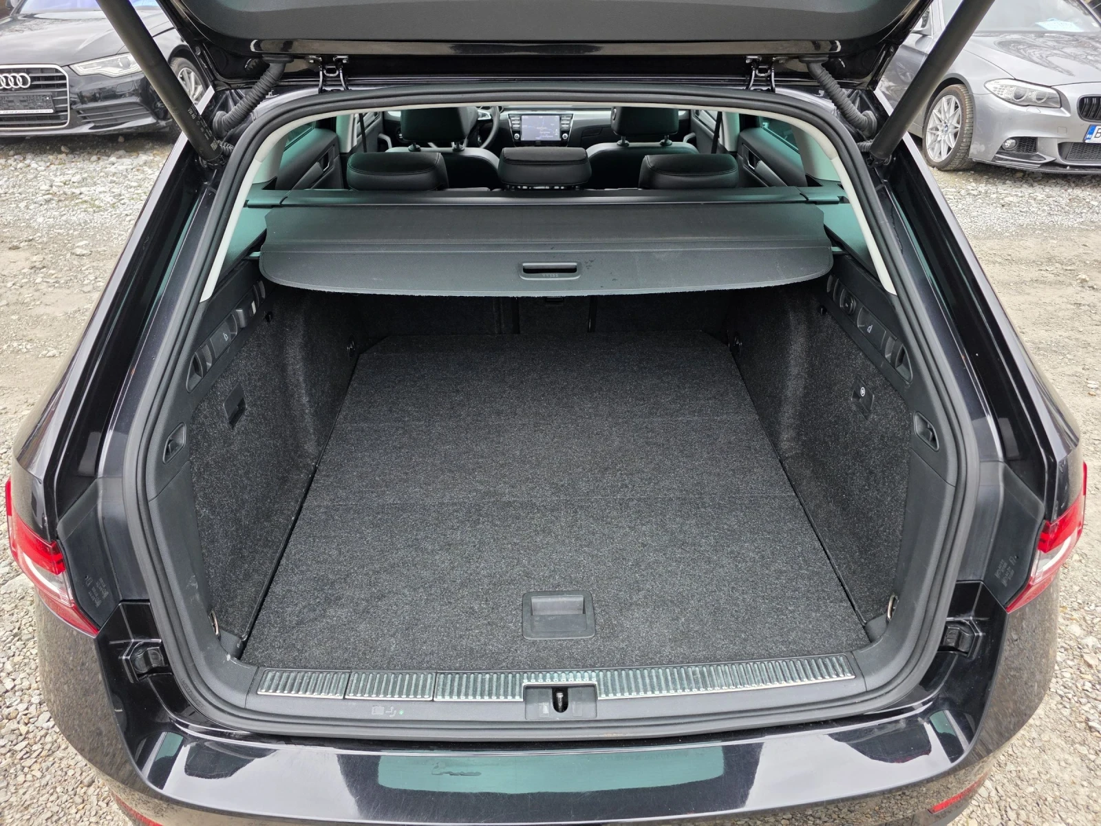 Skoda Superb 2.0 TDI 190 �.�. DSG 4X4 / ���� / ������ / ������ | Mobile.bg � ����������� 16