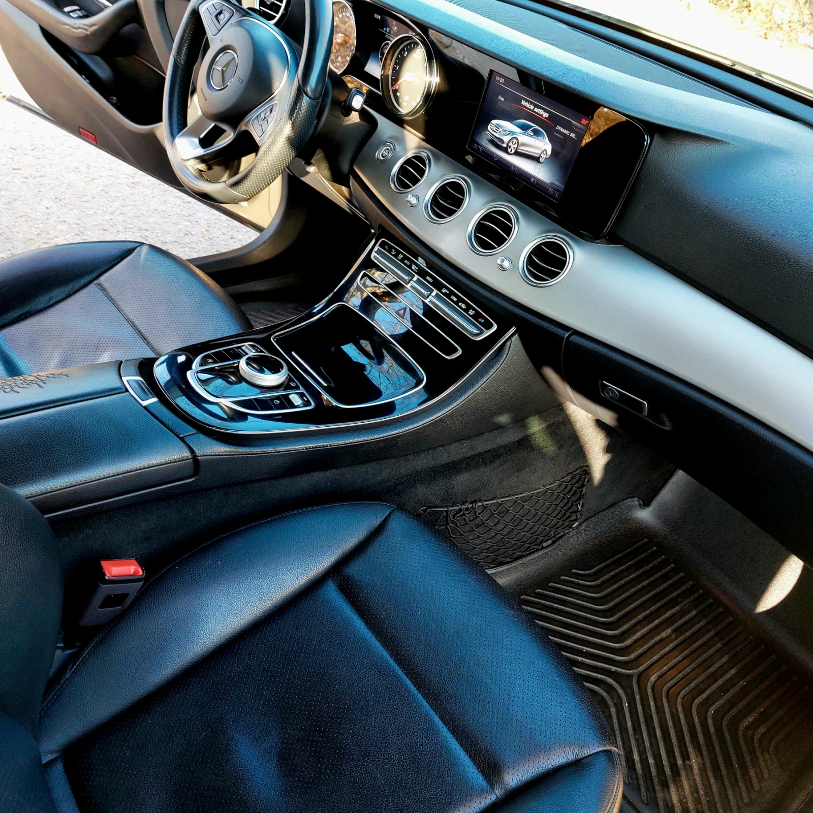 Mercedes-Benz E 200  - изображение 10