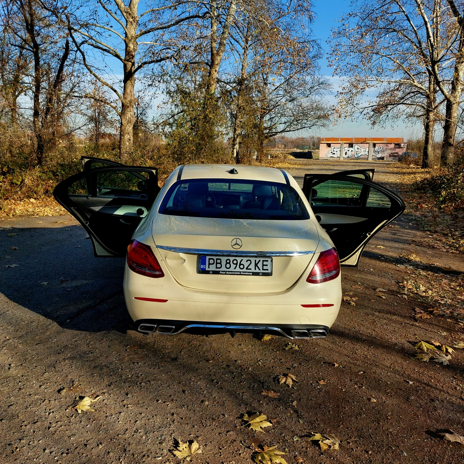 Mercedes-Benz E 200  - изображение 5