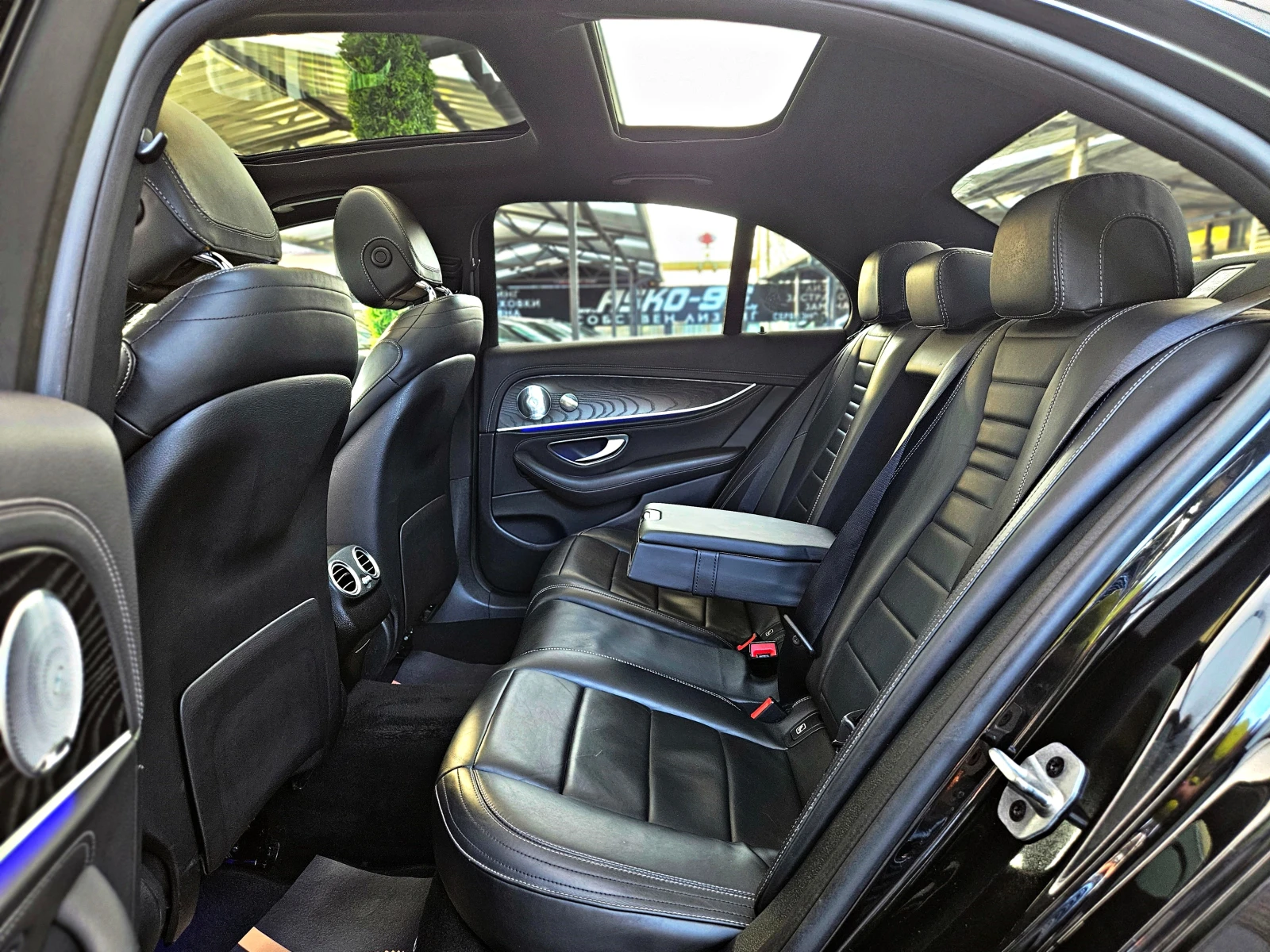 Mercedes-Benz E 220 AMG/GERMANY/DIGITAL/PANO/DISTR/360CAM/�������/LIZI | Mobile.bg � ����������� 16