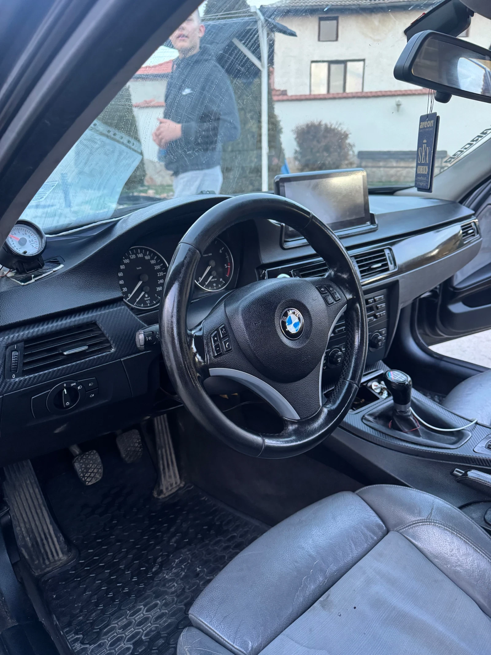 BMW 320, снимка 9 - Автомобили и джипове - 53927889