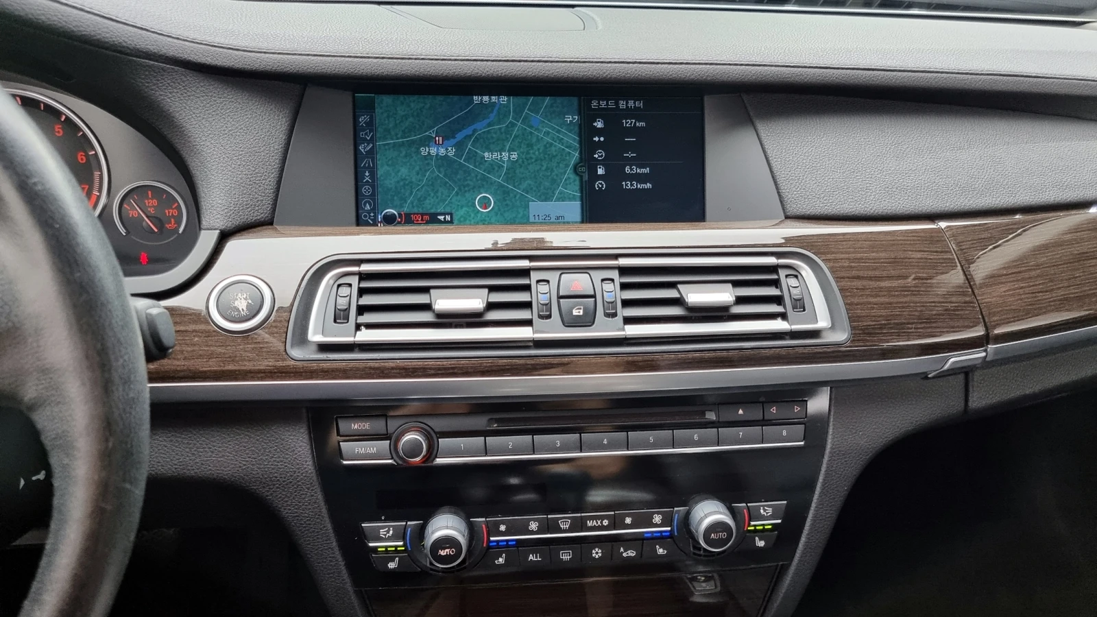 BMW 740, снимка 12 - Автомобили и джипове - 54028068