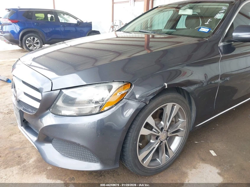 Mercedes-Benz C 300 2.0L I-4 DI, DOHC, VVT, TURBO, 241HP Rear Wheel | Mobile.bg � ����������� 6
