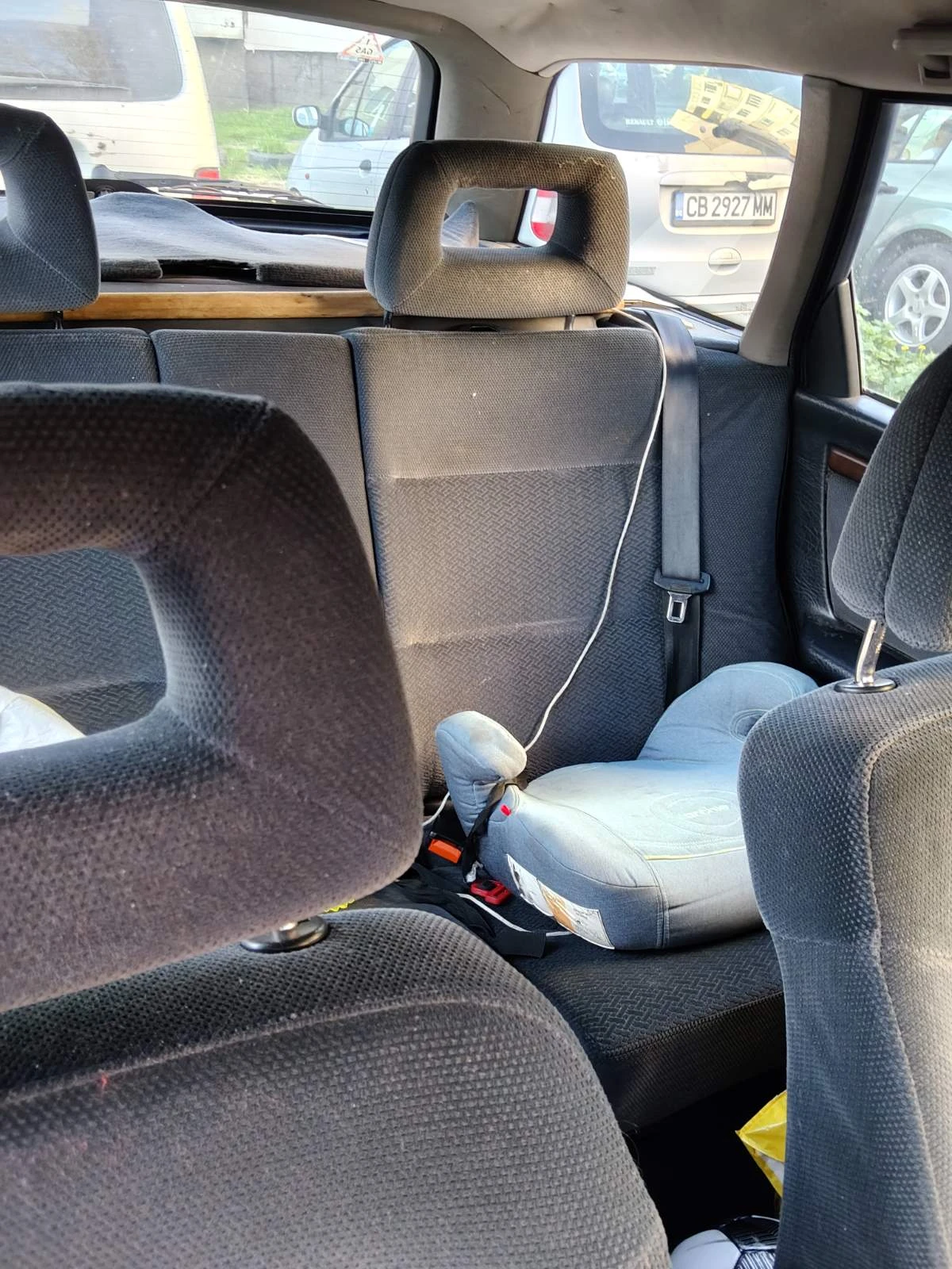 Audi 80 Б 4, снимка 9 - Автомобили и джипове - 54297332