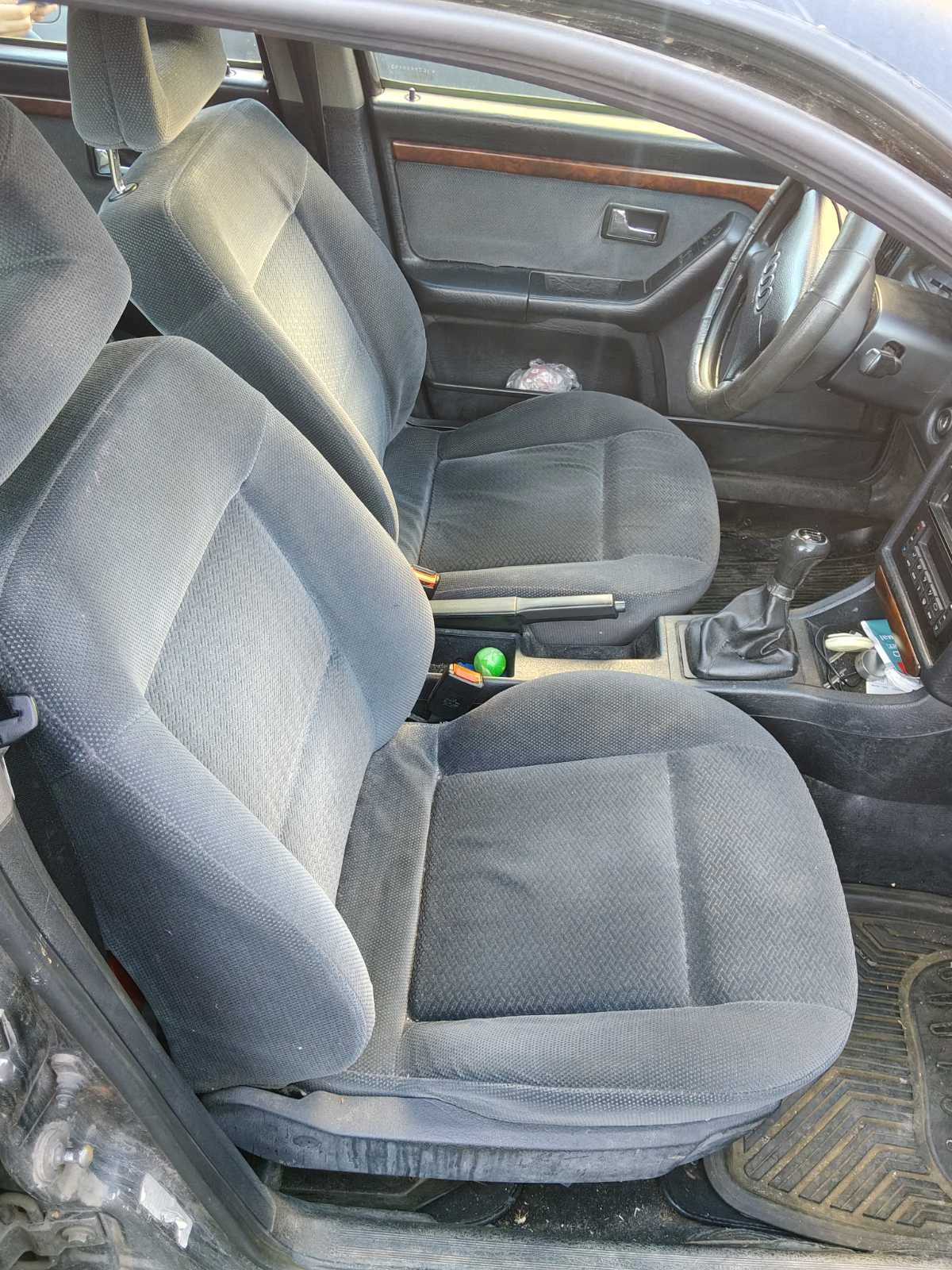 Audi 80 Б 4, снимка 5 - Автомобили и джипове - 54297332