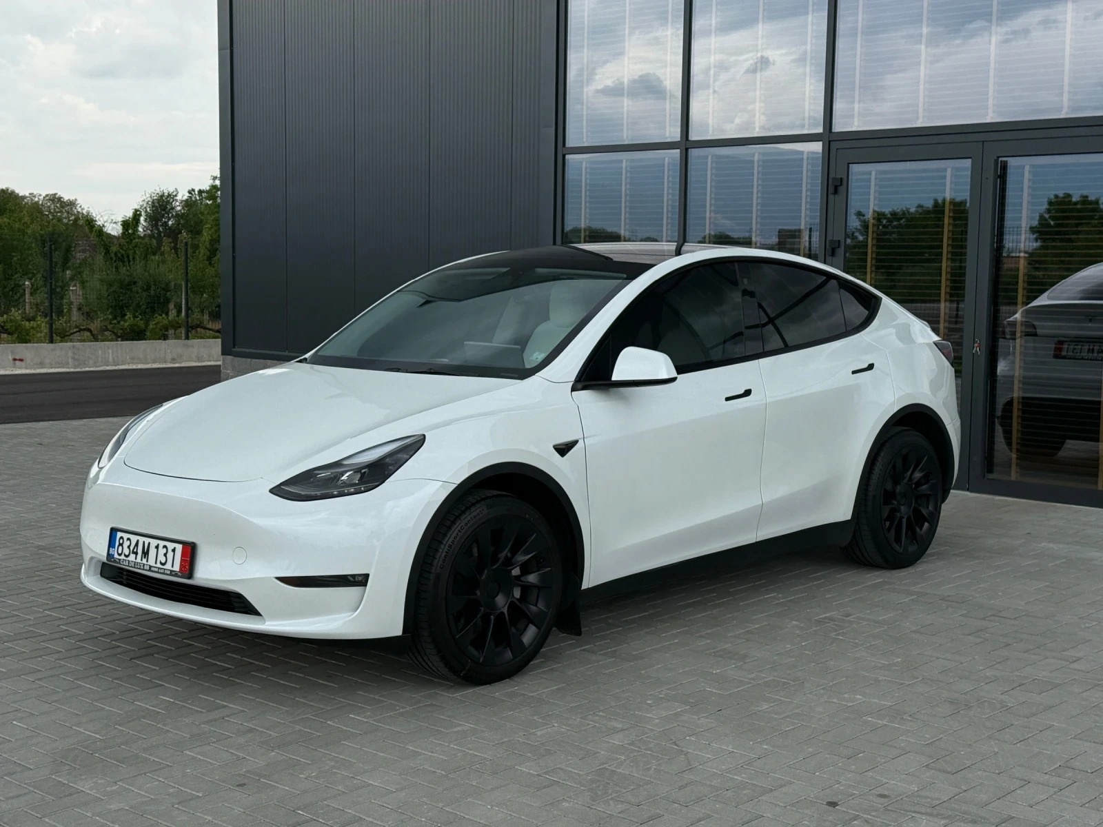Tesla Model Y Long range