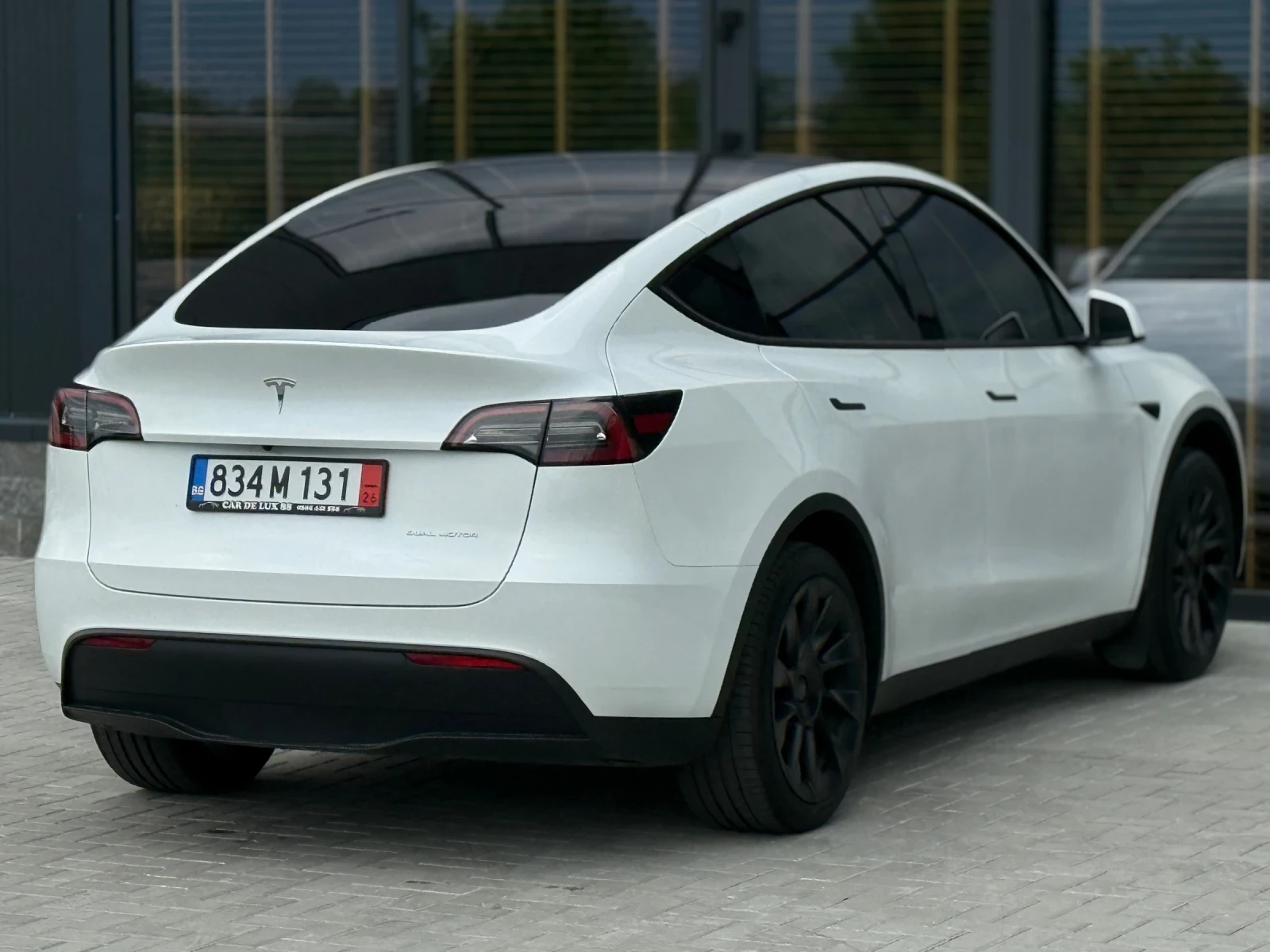 Tesla Model Y Long range, снимка 7 - Автомобили и джипове - 54485173