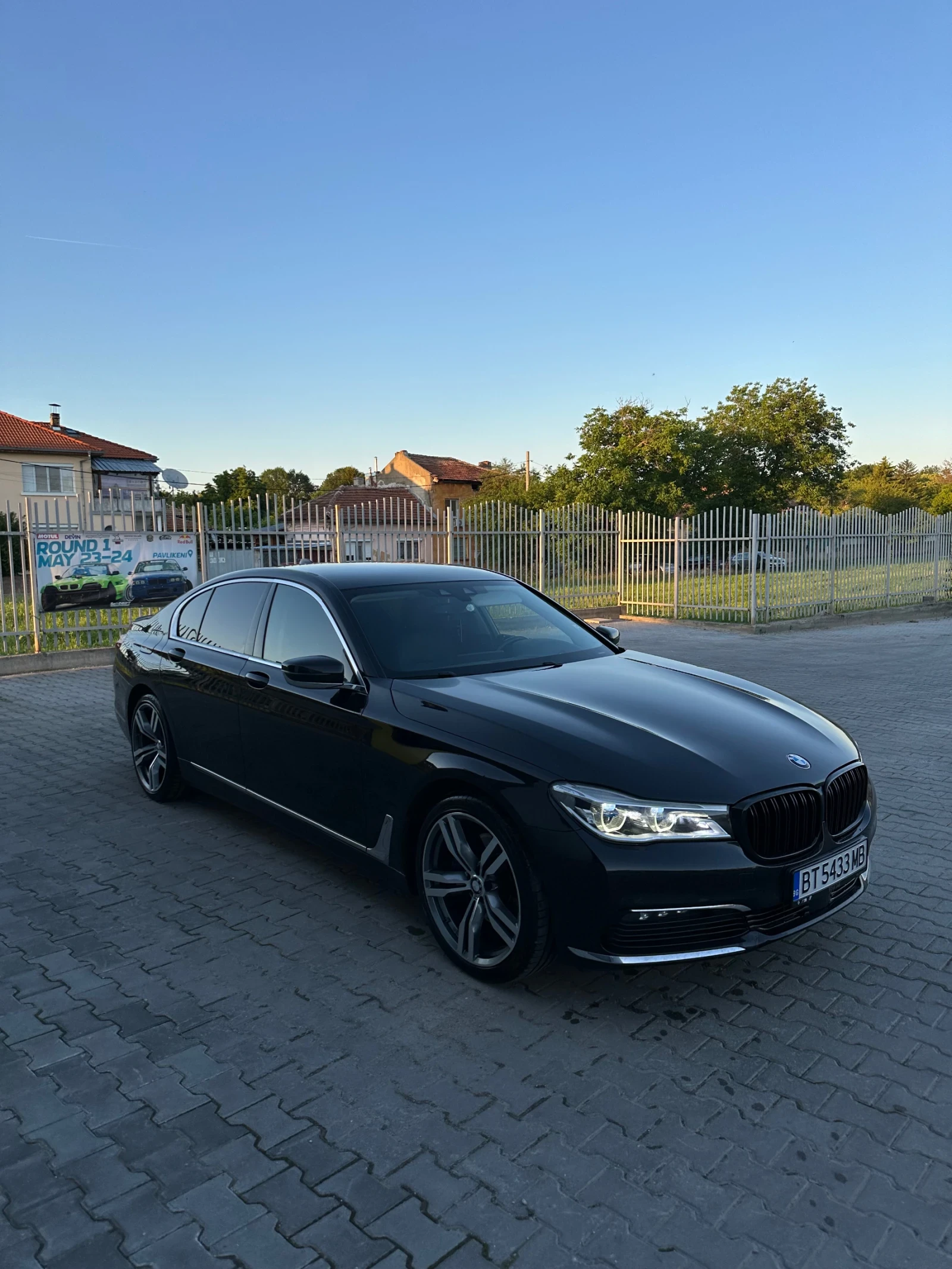 BMW 730, снимка 3 - Автомобили и джипове - 54683085