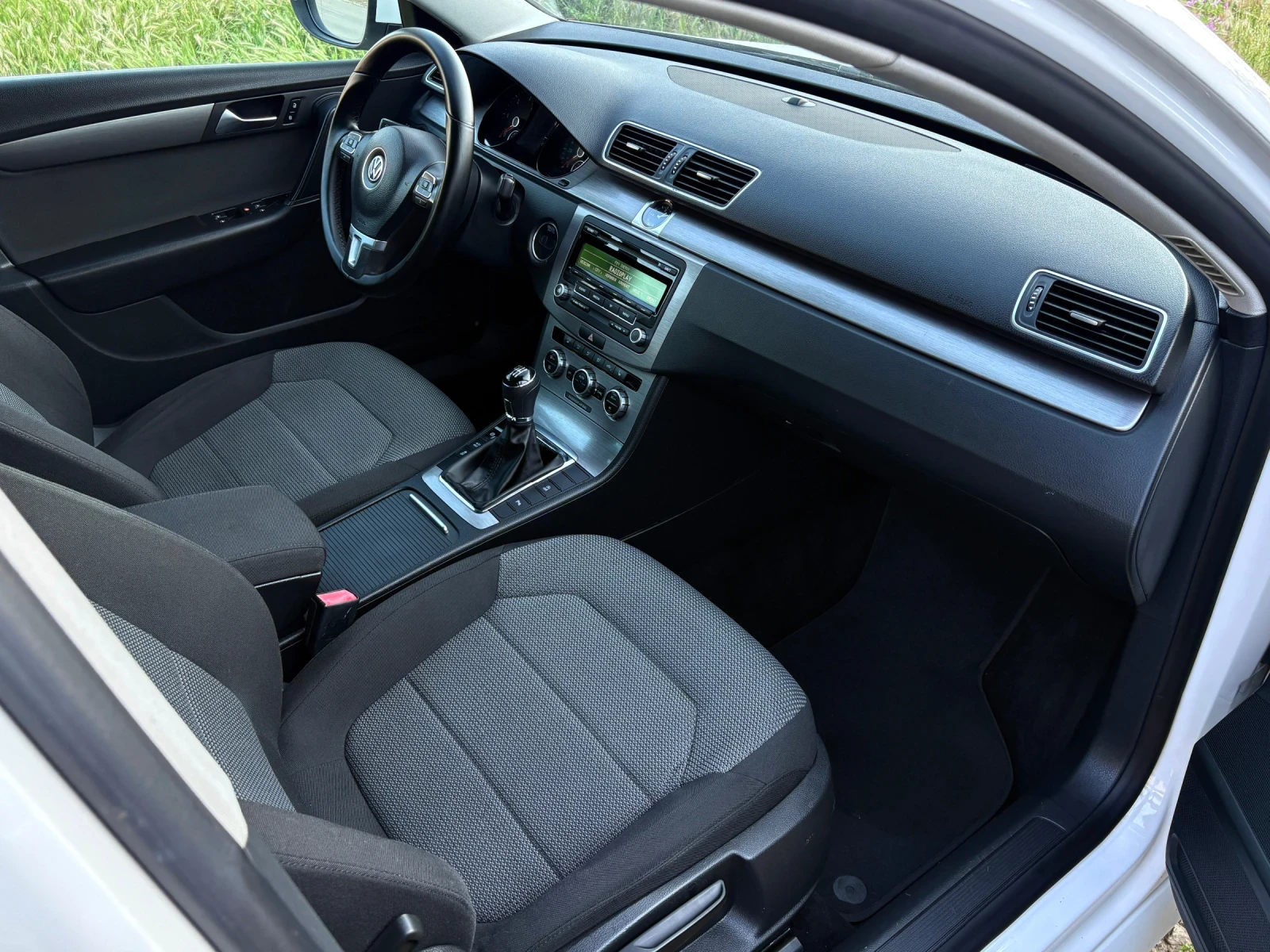 VW Passat 2.0TDI от 1-ви собственик# обслужен# , снимка 8 - Автомобили и джипове - 54795047