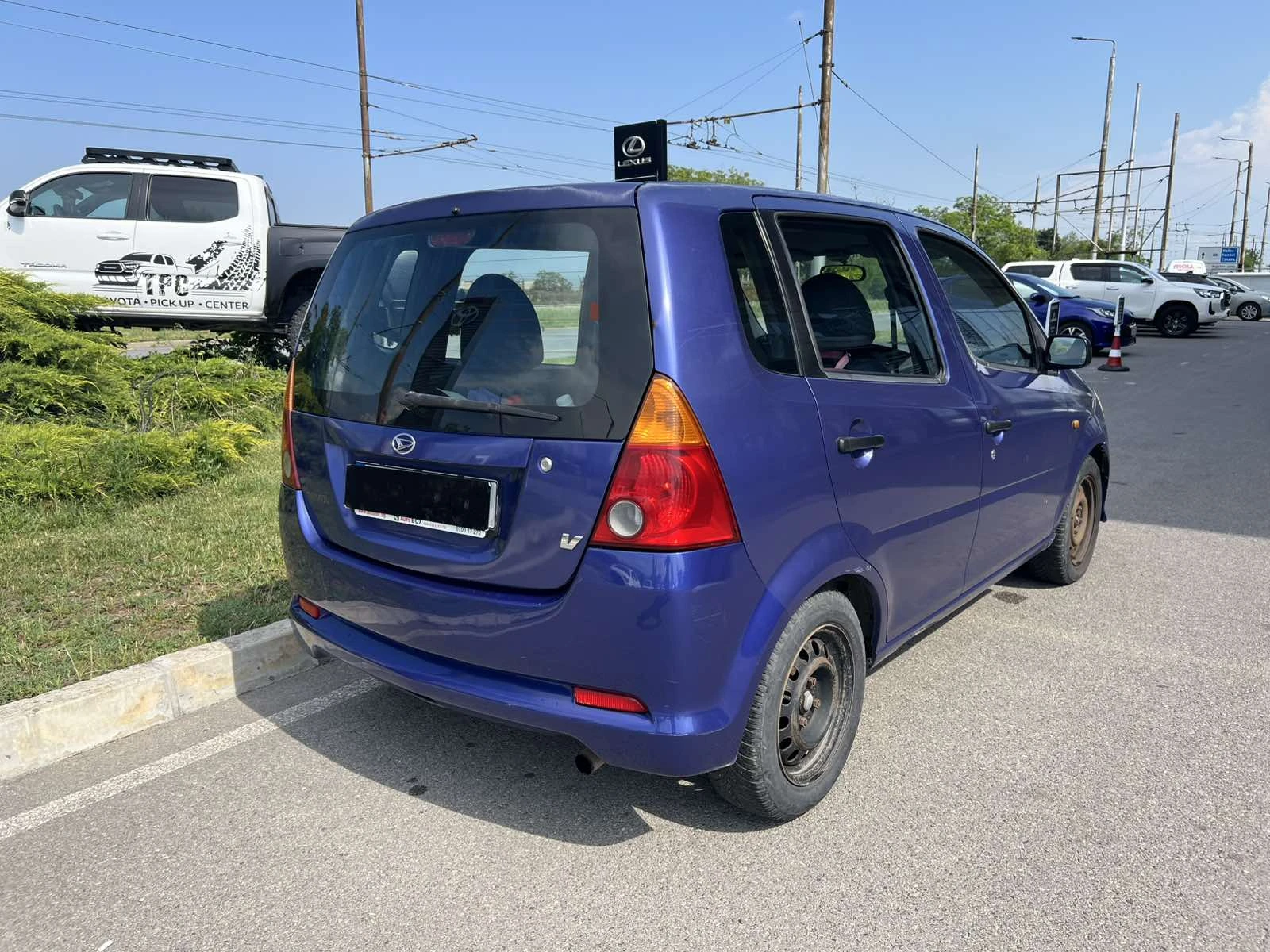 Daihatsu Yrv 1.3 Petrol, снимка 4 - Автомобили и джипове - 54830966