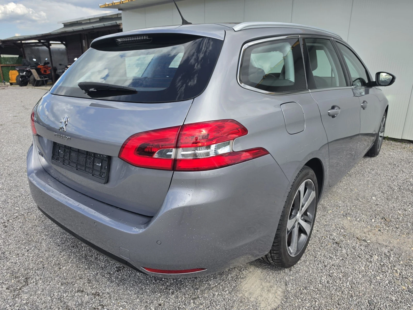Peugeot 308 1.5HDi Automatik, снимка 2 - Автомобили и джипове - 54965512