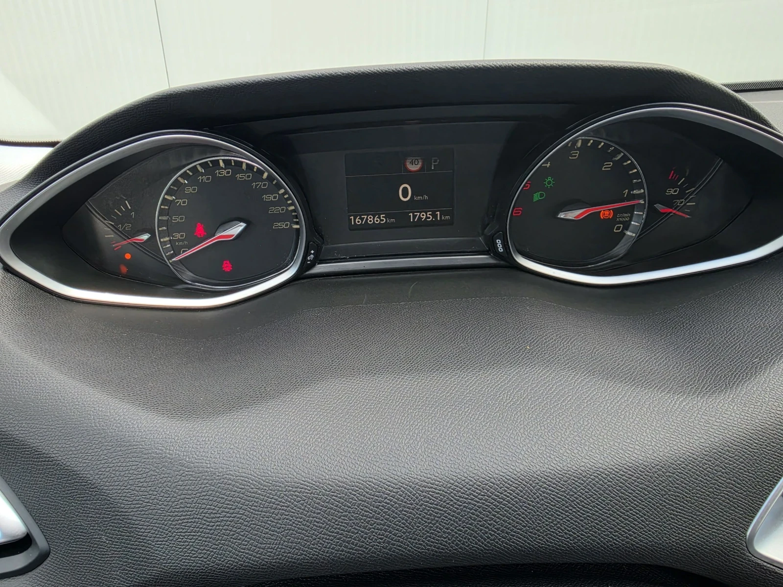 Peugeot 308 1.5HDi Automatik, снимка 13 - Автомобили и джипове - 54965512