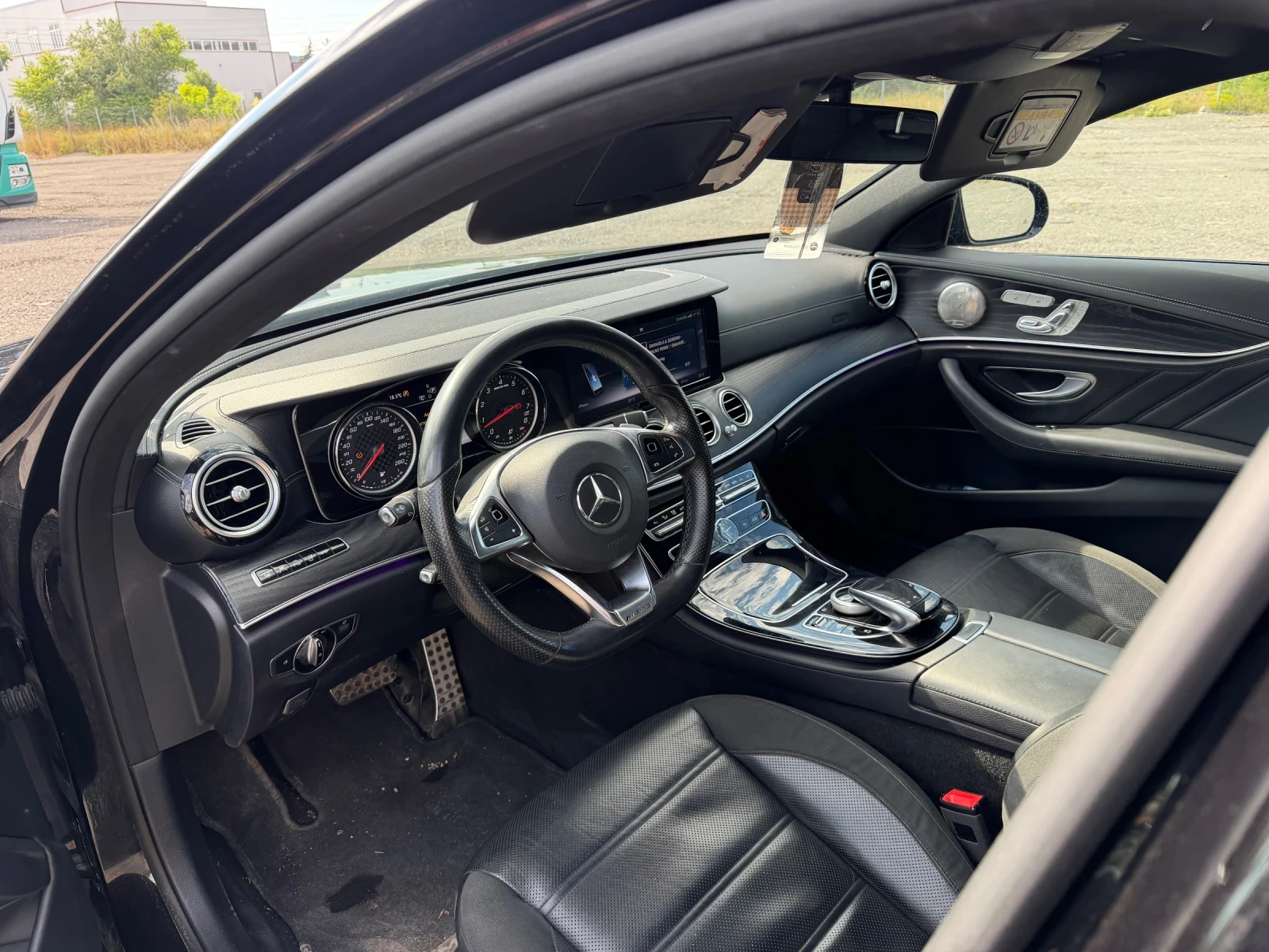Mercedes-Benz E 43 AMG AMG E43 4MATIC, снимка 15 - Автомобили и джипове - 55223685