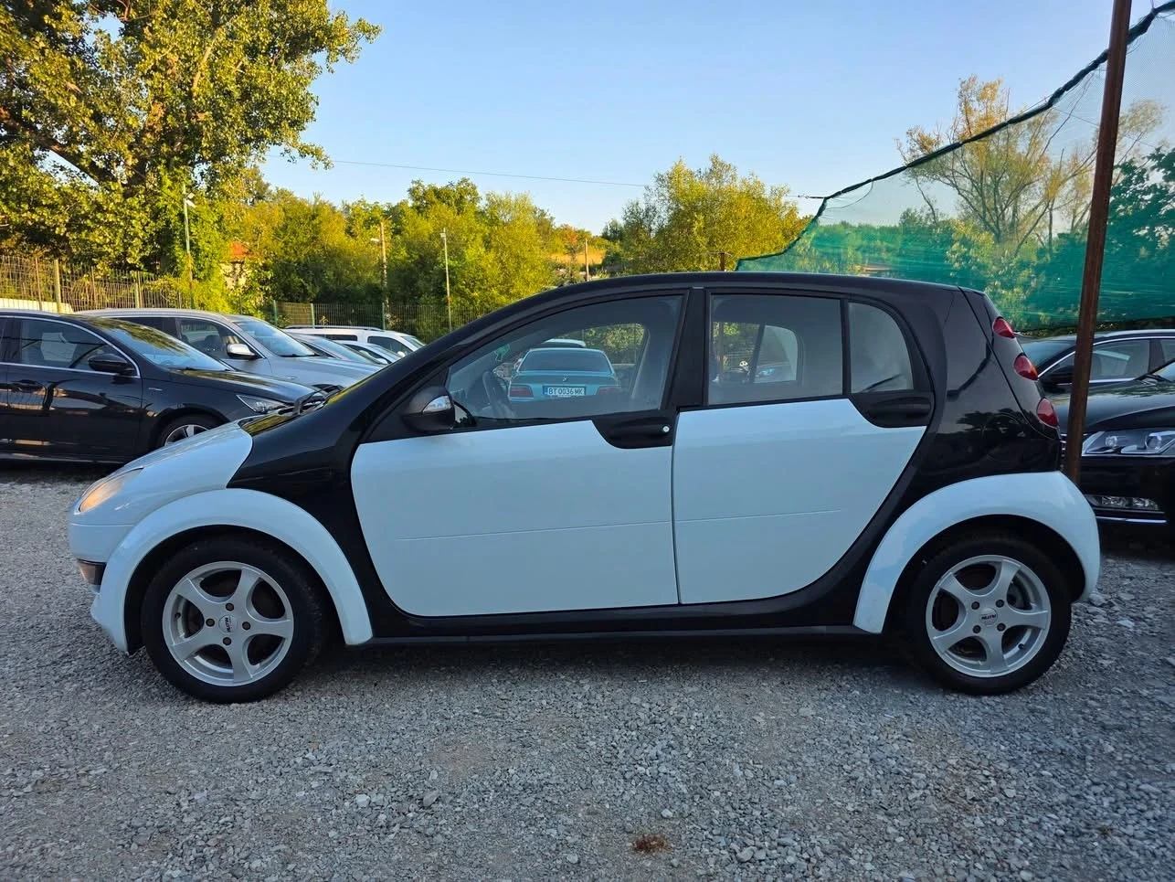 Smart Forfour 1.3i 95K.C. / КЛИМАТИК / ПАНОРАМА / , снимка 5 - Автомобили и джипове - 55289767