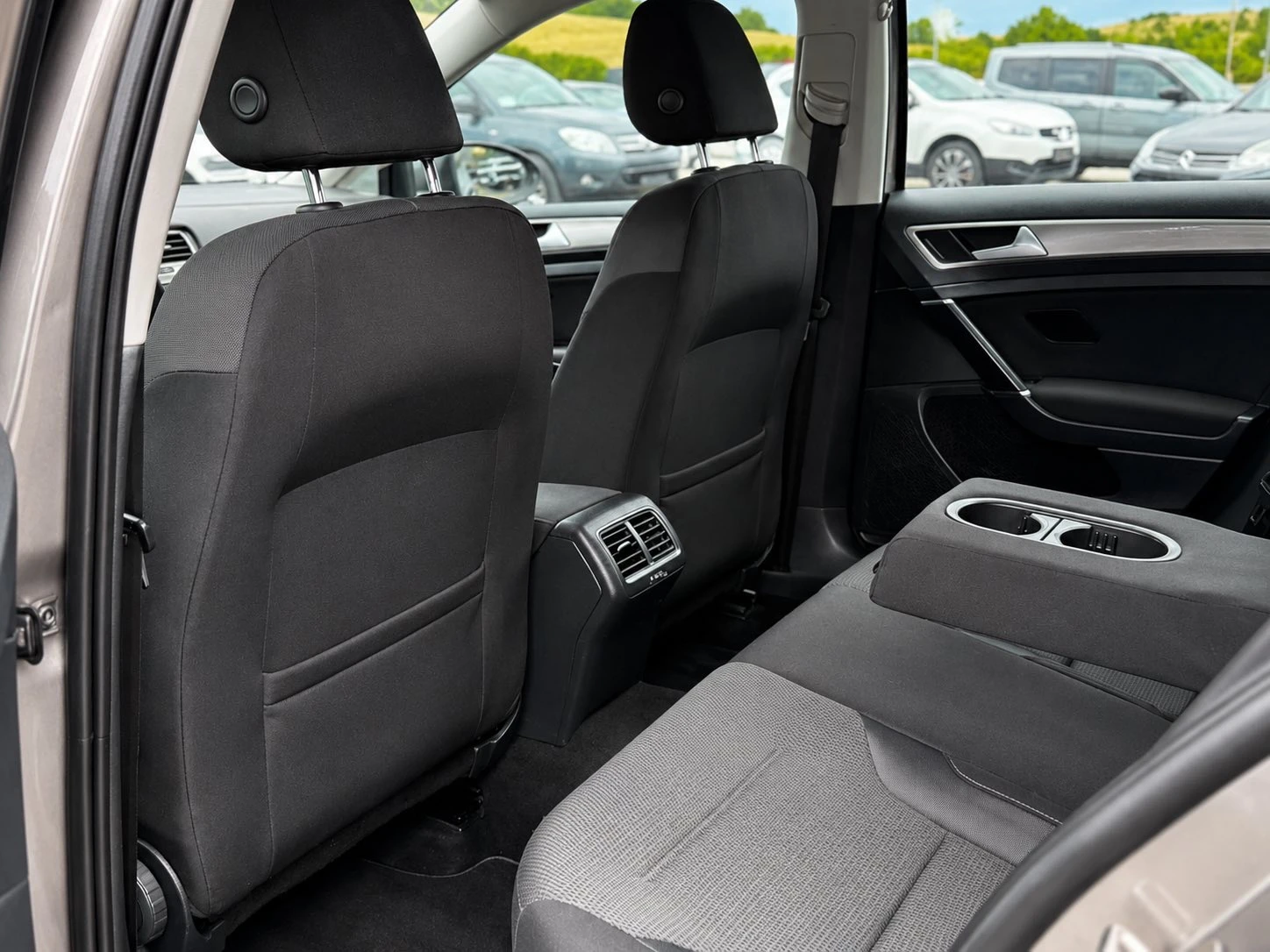 VW Golf = ���������= EURO 6= 1.6 TDI-110= HIGHLINE= ������ | Mobile.bg � ����������� 9