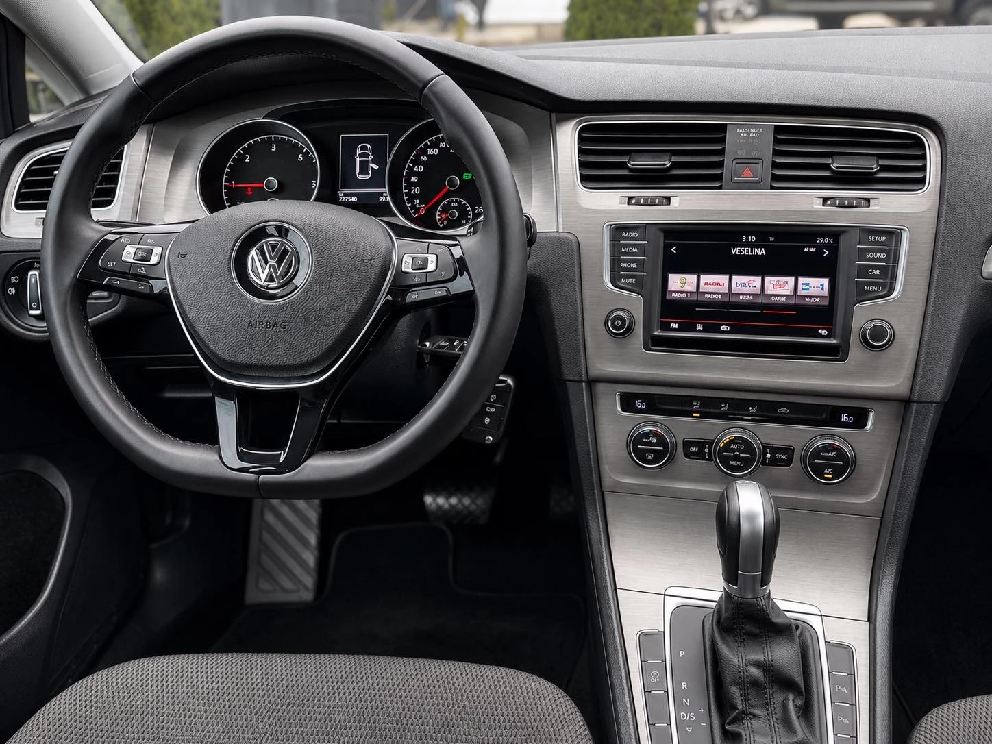 VW Golf = ���������= EURO 6= 1.6 TDI-110= HIGHLINE= ������ | Mobile.bg � ����������� 12